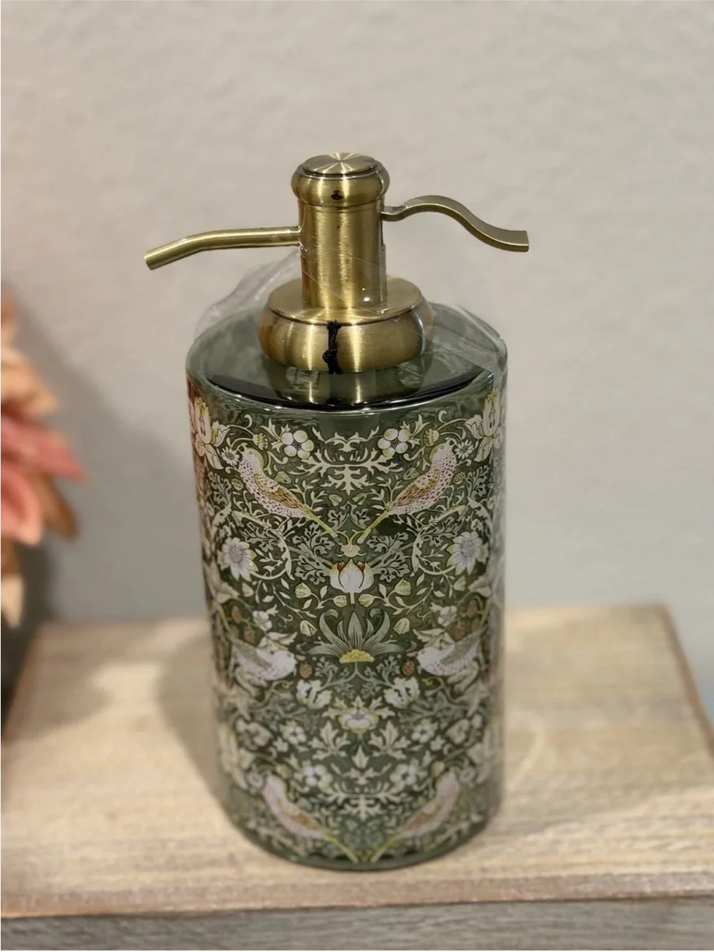 William Morris & Co Green Glass Bathroom Soap Dispenser Strawberry Thief - NEW